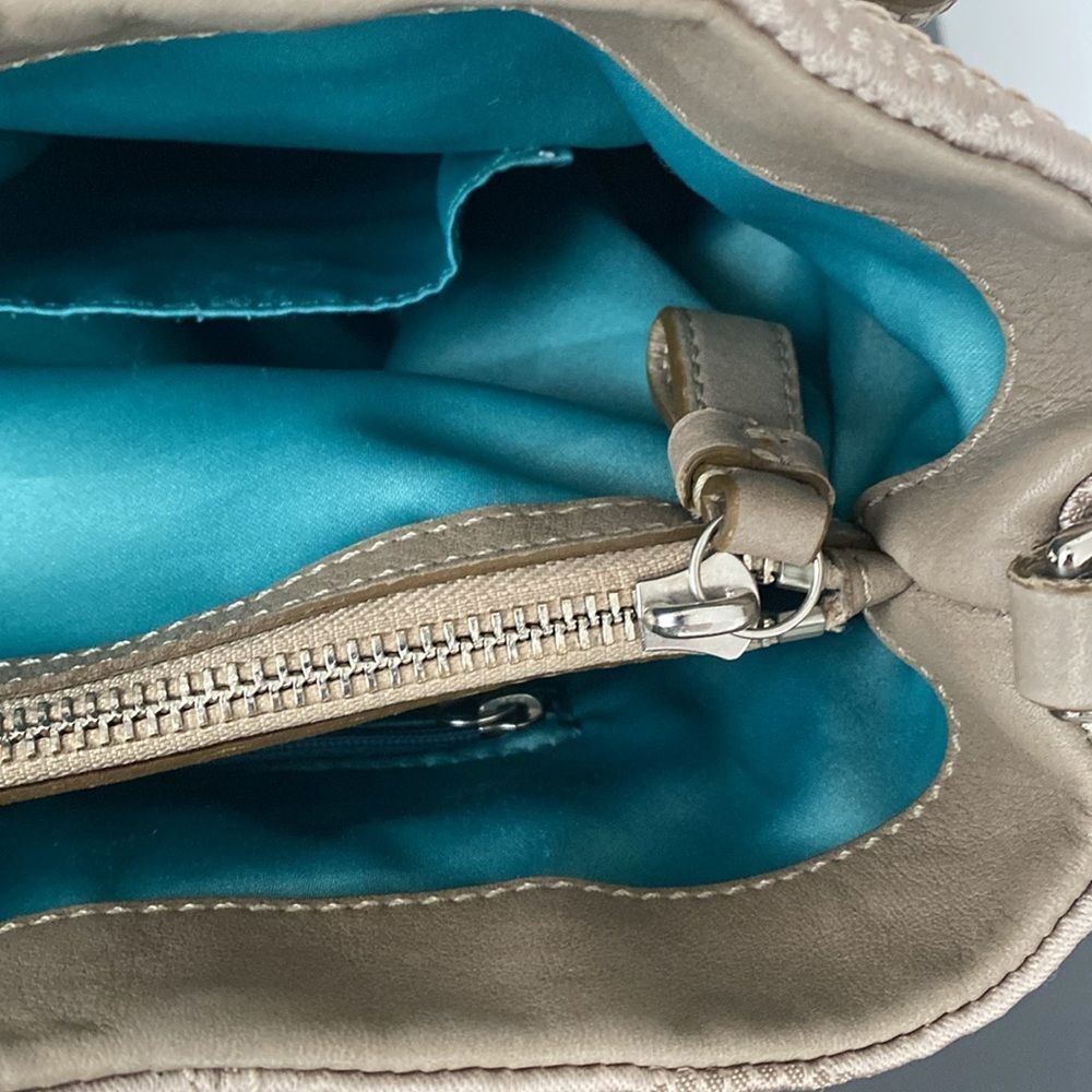 Coach Madison Sophia Satchel Op Art Champaign Bag tag and ling strap are missing - Picture 10 of 11